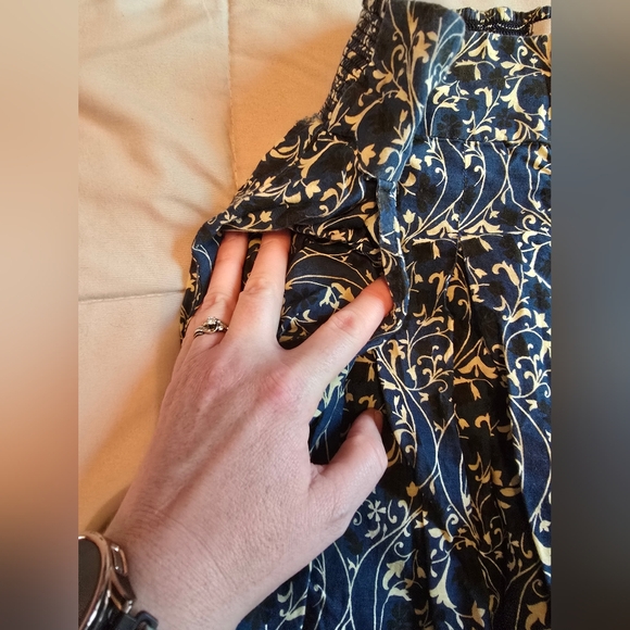 Floral Blue and Gray Skirt - Picture 3 of 4